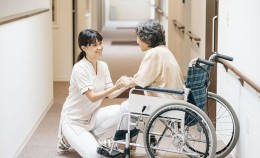 Nghề Điều Dưỡng Tại Nhật Bản 2025: Lương, Quyền Lợi & Cơ Hội Thực Tế