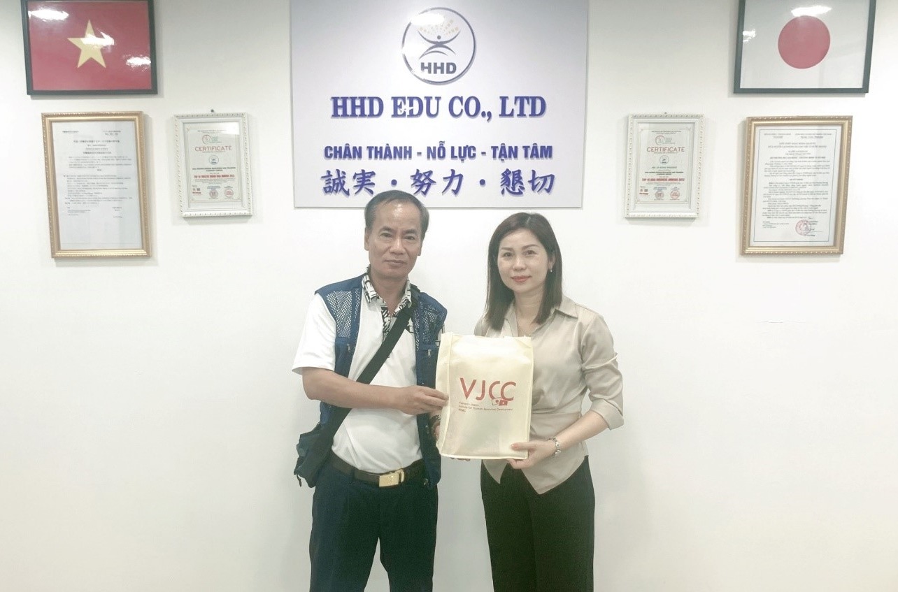 Hoa Hướng Dương Hợp Tác Cùng Phân Viện Phát triển Nguồn Nhân lực Việt Nam-Nhật Bản (VJCC-HCMC)